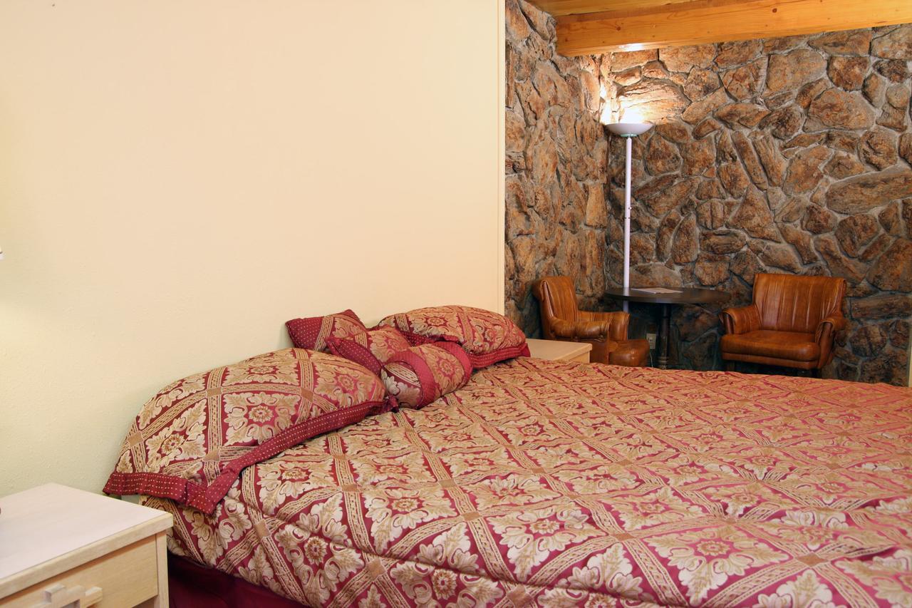 Country Inn Motel Dove Creek Exteriör bild