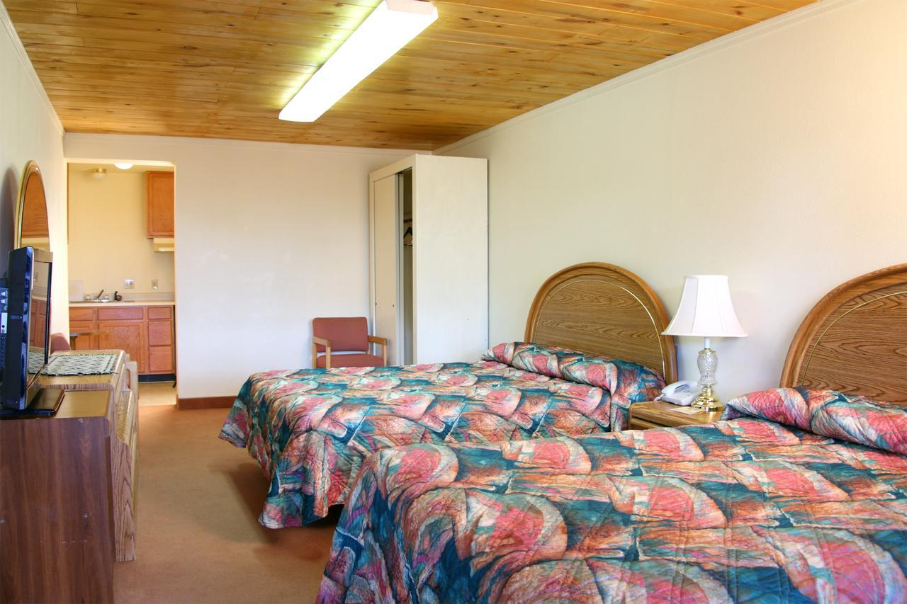 Country Inn Motel Dove Creek Exteriör bild