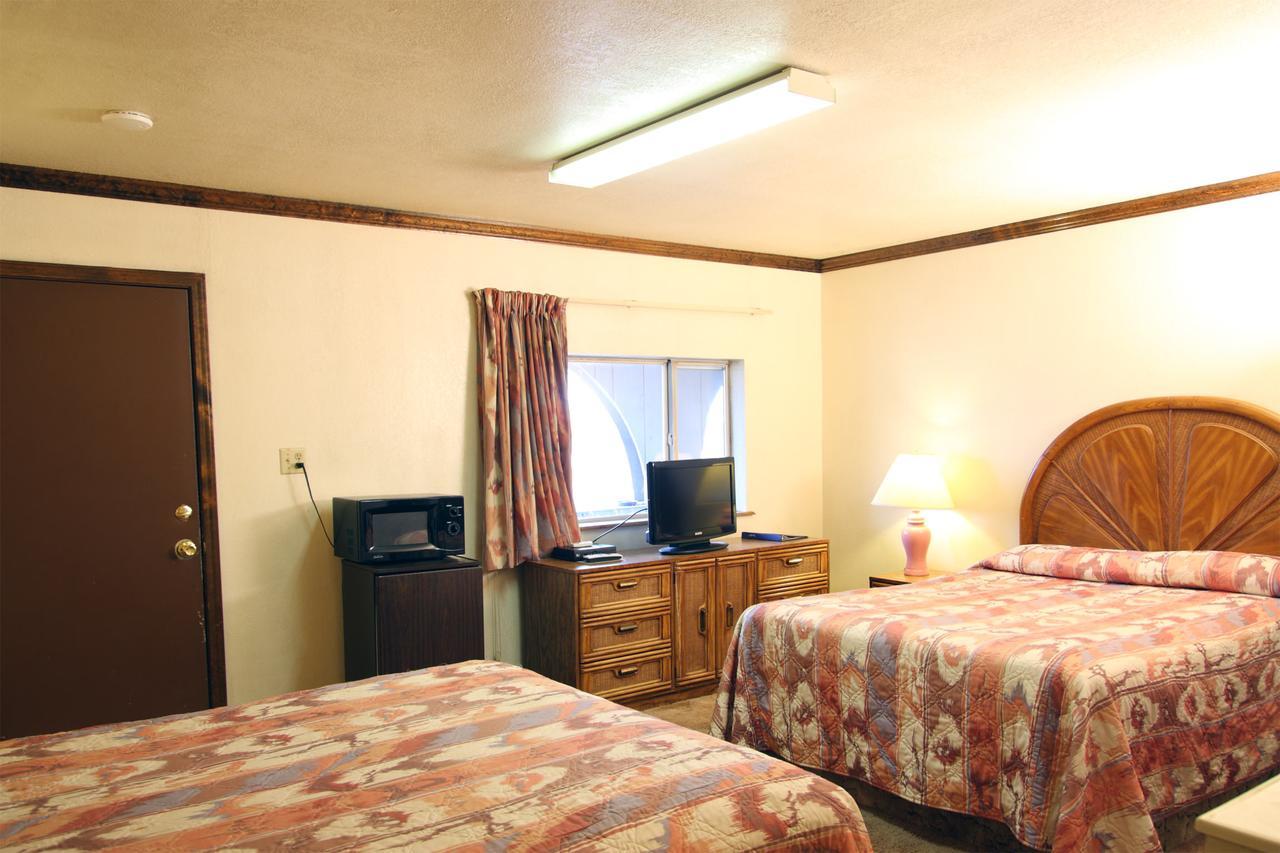 Country Inn Motel Dove Creek Exteriör bild